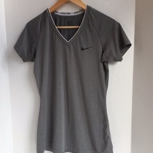 Nike pro top gray medium drifit